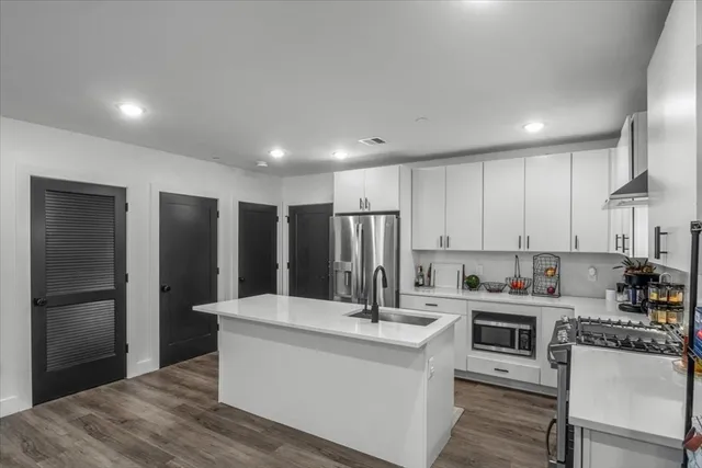 $595,000 | 173 Magnolia Street, Unit 5, Boston, MA 02125