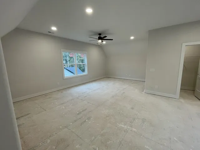 $704,500 | 1330 Reda Drive, Clarksville, TN 37042