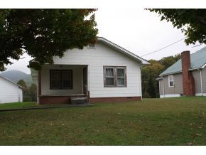 403 H Heaton Road Elizabethton, TN 37643 - Photo 1 of 3 Photo 1