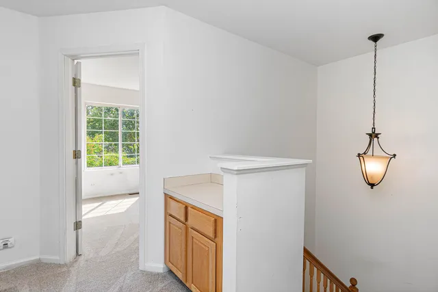 $309,000 | 71 Monarch Drive, Streamwood, IL 60107