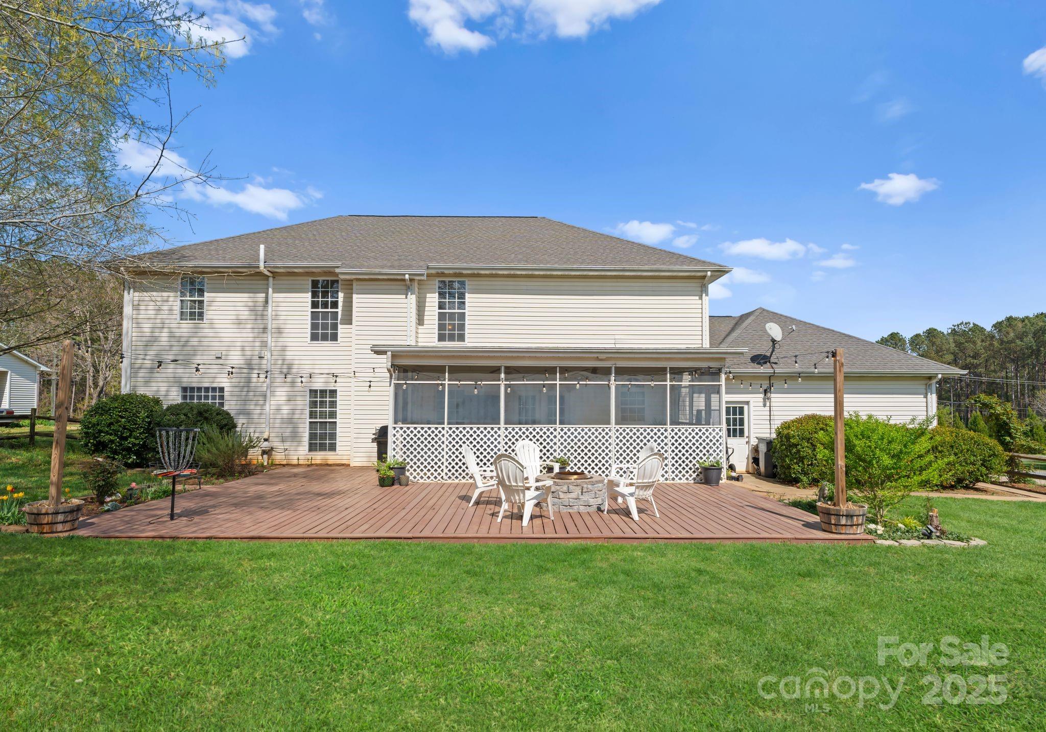 1052 Perth Road Troutman, NC 28166 - Photo 4 of 34