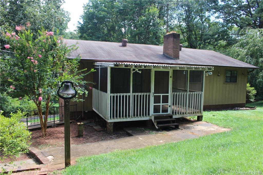 465 Luther Road Candler, NC 28715 - Photo 3 of 21 Gallery Image 3