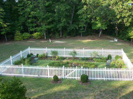 1914 Grove Hill Road Fincastle, VA 24090 - Photo 14 of 18 Formal Garden