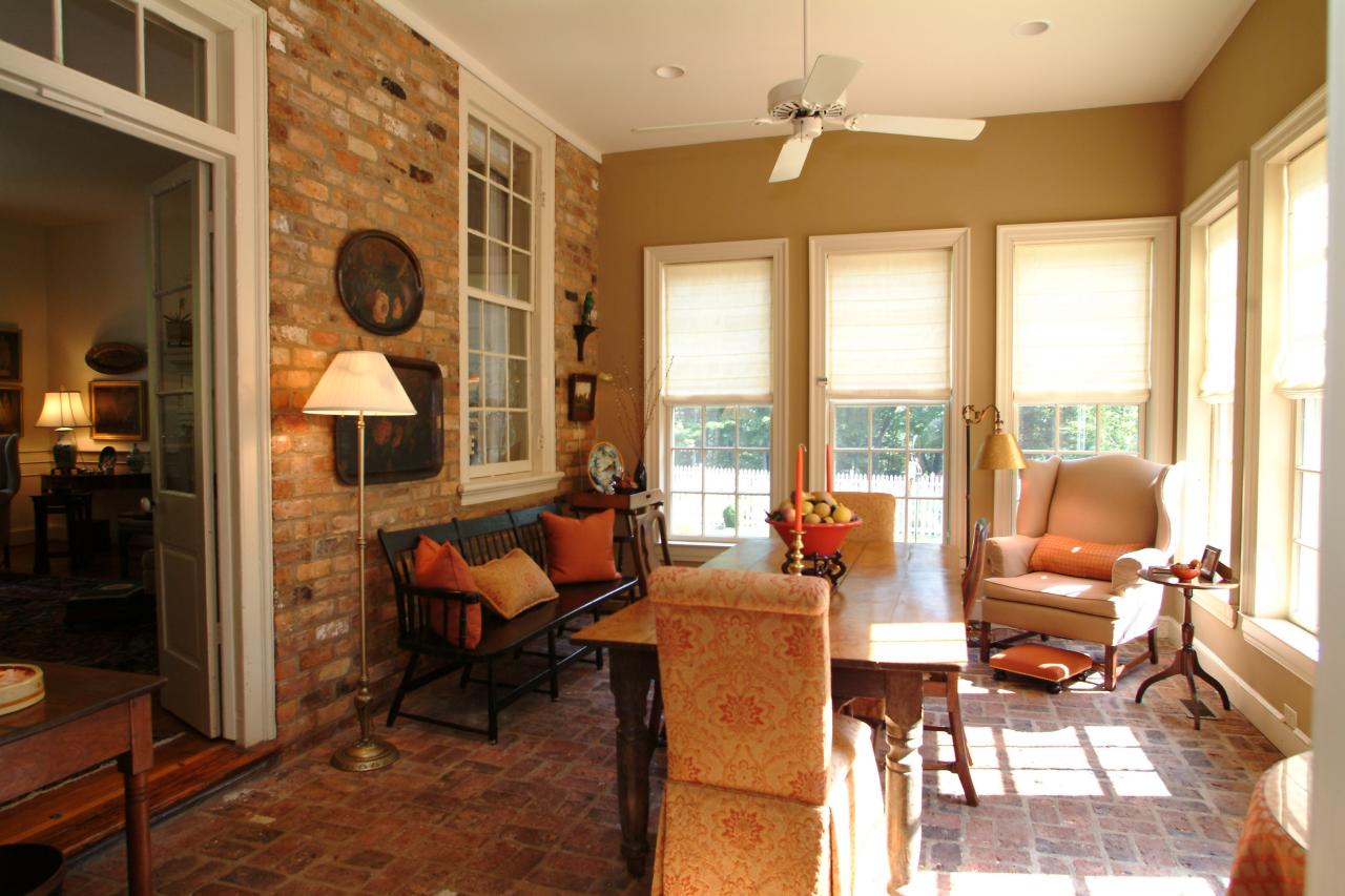1914 Grove Hill Road Fincastle, VA 24090 - Photo 6 of 18 Sun Room