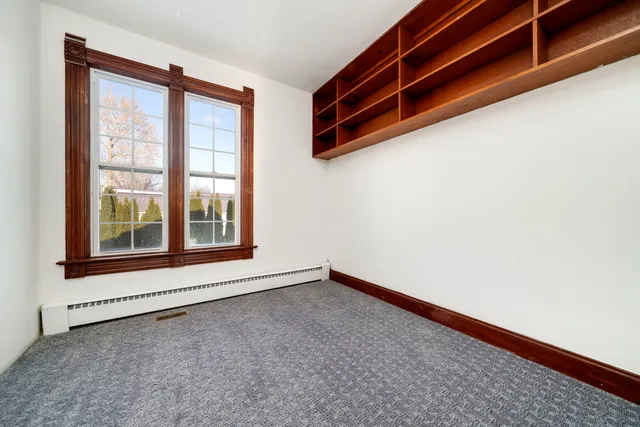 $160,000 | 219 Calvert Avenue, Chadwick, IL 61014