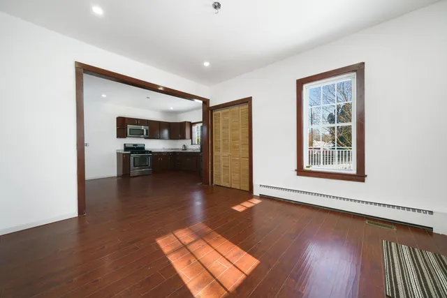 $160,000 | 219 Calvert Avenue, Chadwick, IL 61014