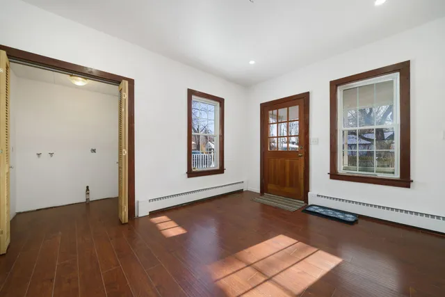 $160,000 | 219 Calvert Avenue, Chadwick, IL 61014