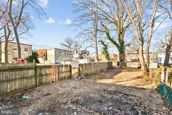 $2,450 | 112 Juliana Terrace, Darby, PA 19023