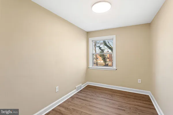 $2,450 | 112 Juliana Terrace, Darby, PA 19023