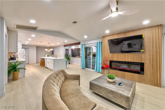 $4,500 | 2175 South Lindell Road, Las Vegas, NV 89146