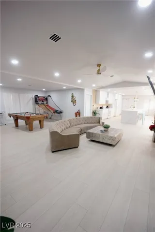 $4,500 | 2175 South Lindell Road, Las Vegas, NV 89146