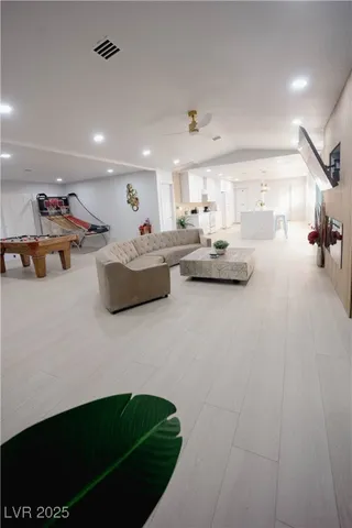 $4,500 | 2175 South Lindell Road, Las Vegas, NV 89146