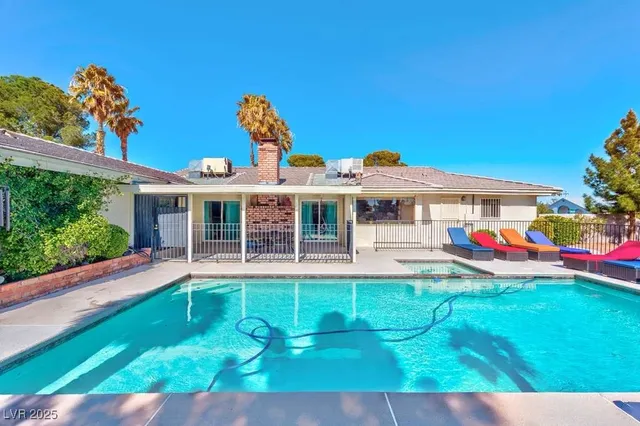 $4,500 | 2175 South Lindell Road, Las Vegas, NV 89146