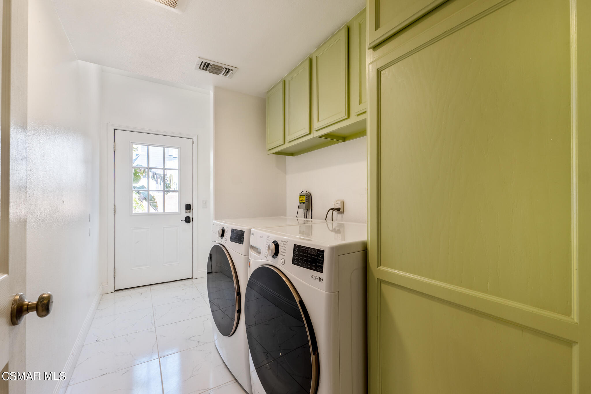 1261 Combs Road Newbury Park, CA 91320 - Photo 16 of 41 1261 Combs Rd, Newbury Park -HsHProd-13