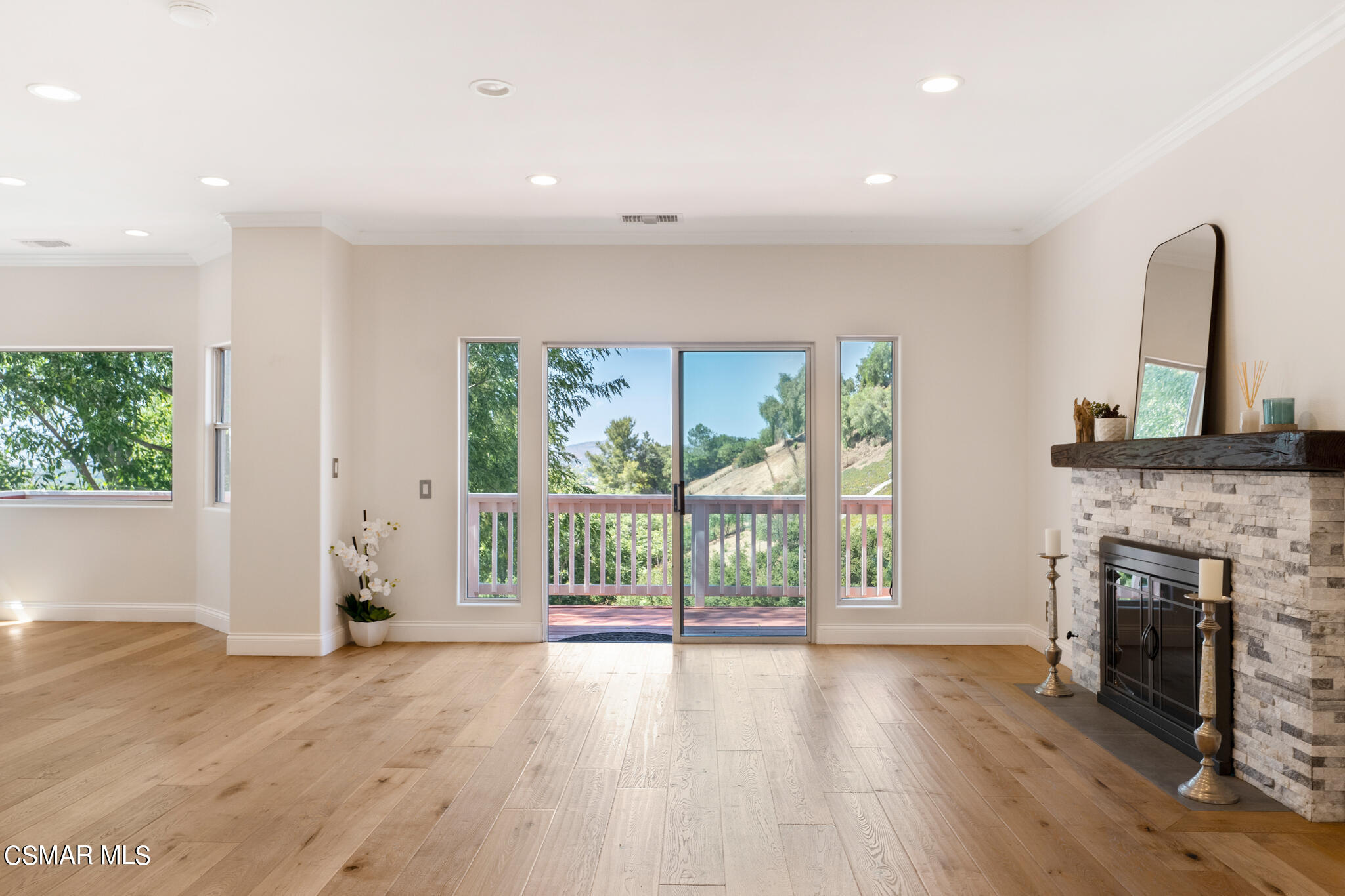 1261 Combs Road Newbury Park, CA 91320 - Photo 7 of 41 1261 Combs Rd, Newbury Park -HsHProd-55