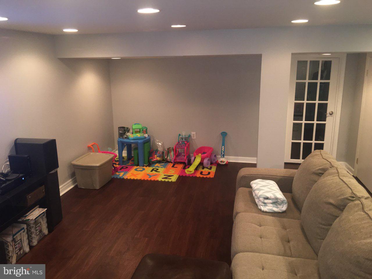 1728 Ingram Road Baltimore, MD 21239 - Photo 30 of 44 a playing room with furniture and a window