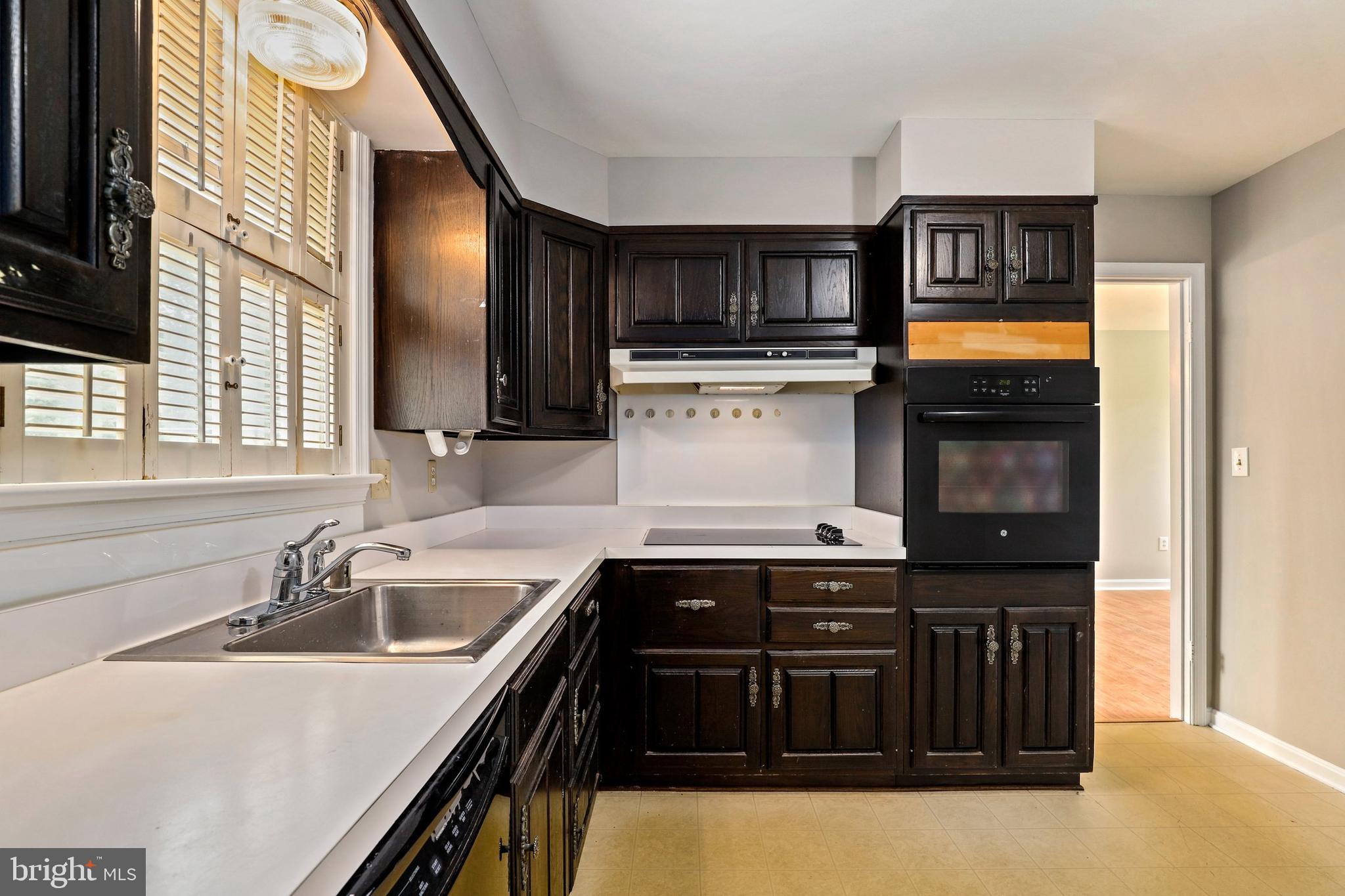 23330 Ridge Road Germantown, MD 20876 - Photo 11 of 38 Gallery Image 11