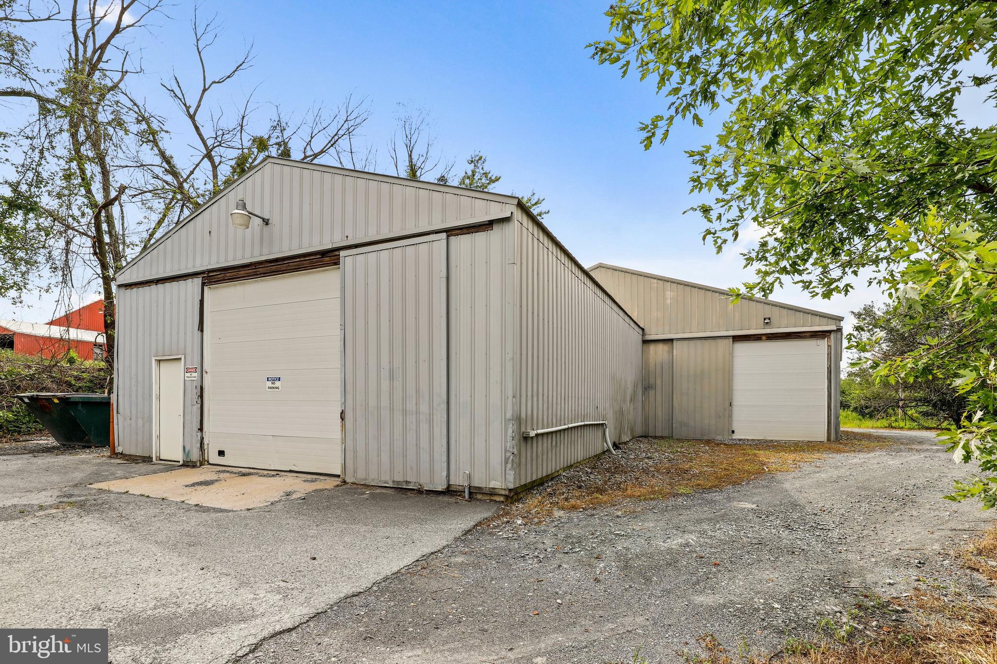 23330 Ridge Road Germantown, MD 20876 - Photo 31 of 38 Gallery Image 31