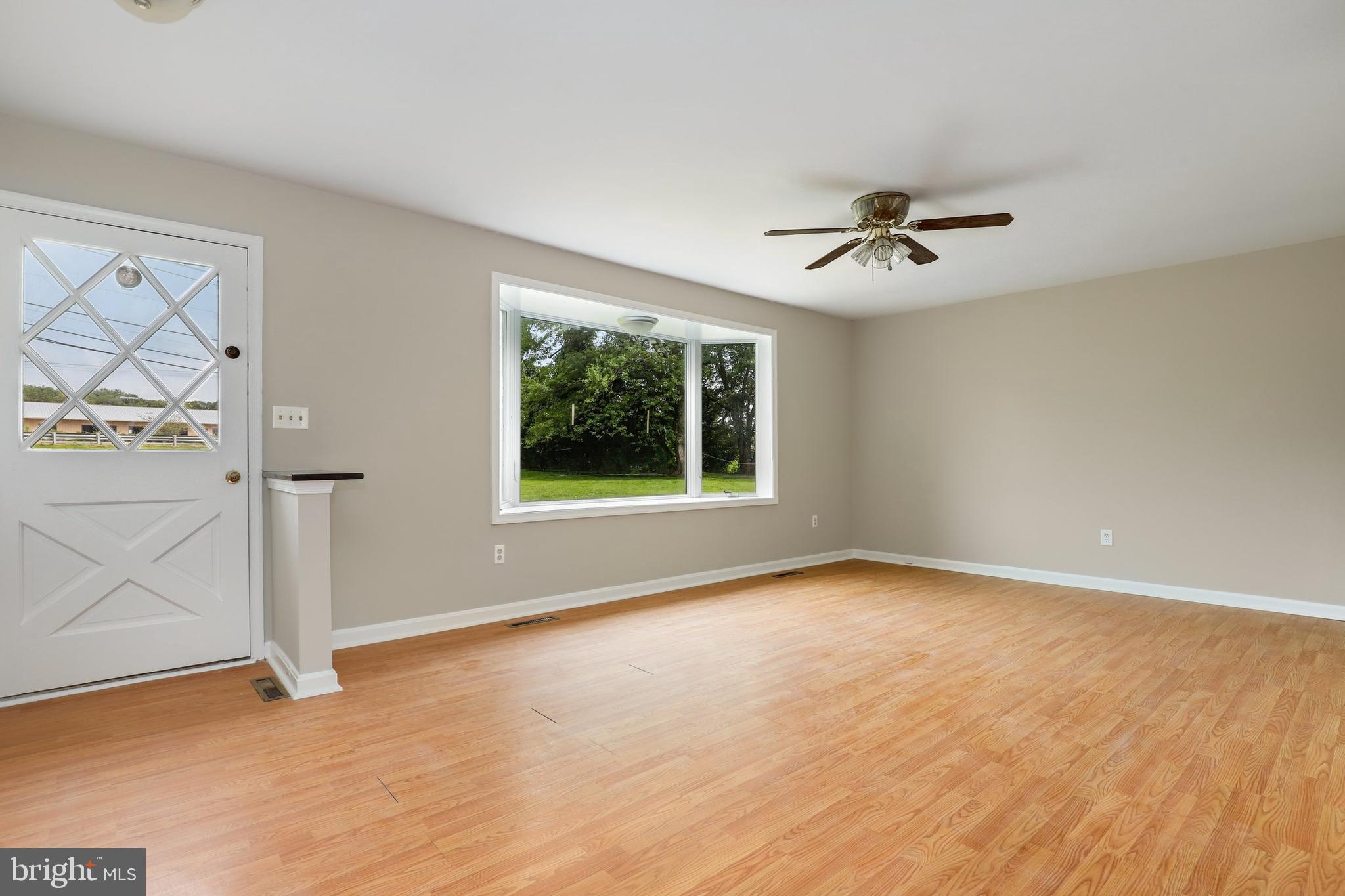 23330 Ridge Road Germantown, MD 20876 - Photo 5 of 38 Gallery Image 5