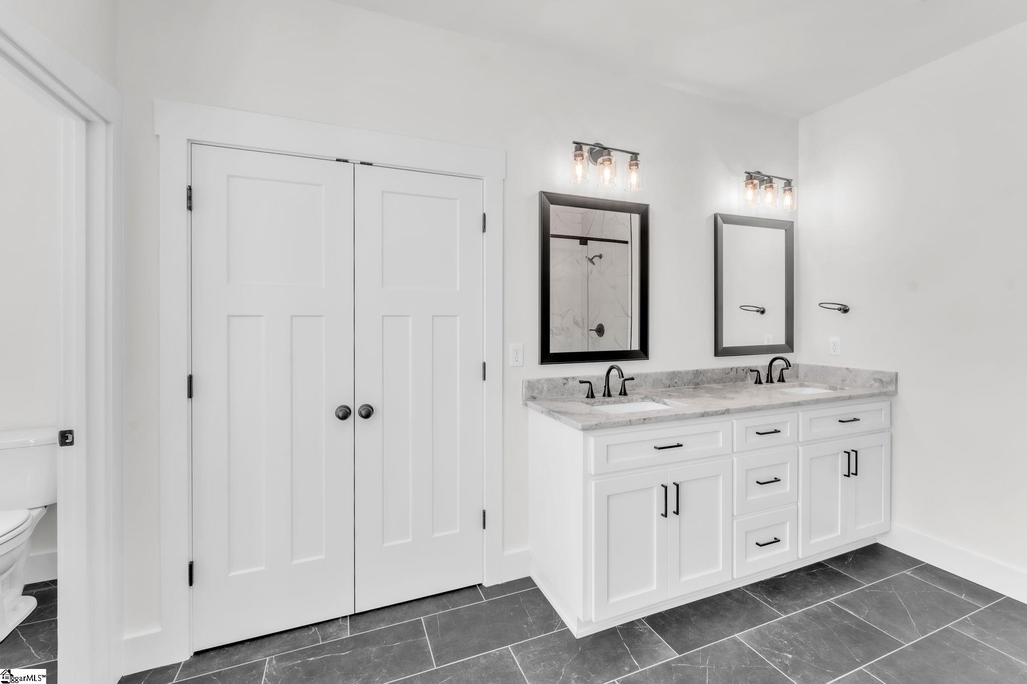 150 Babb Road Campobello, SC 29322 - Photo 11 of 33