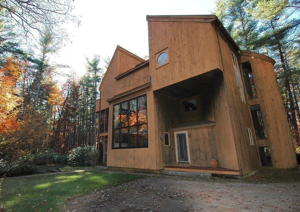 173 Gratuity Road Groton, MA 01450 - Photo 1 of 28 Gallery Image 1