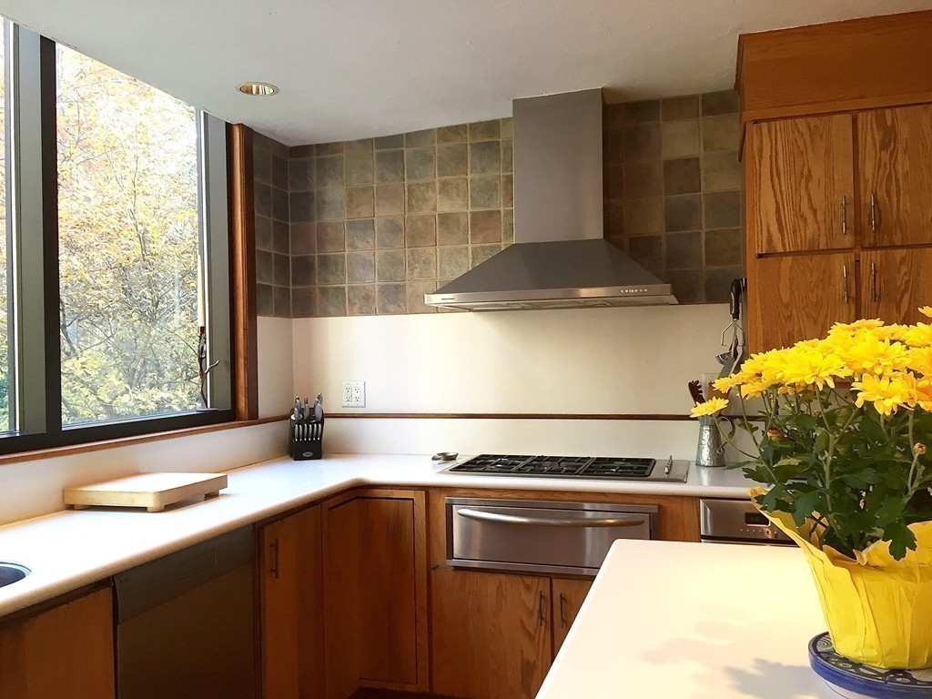 173 Gratuity Road Groton, MA 01450 - Photo 9 of 28 Gallery Image 9