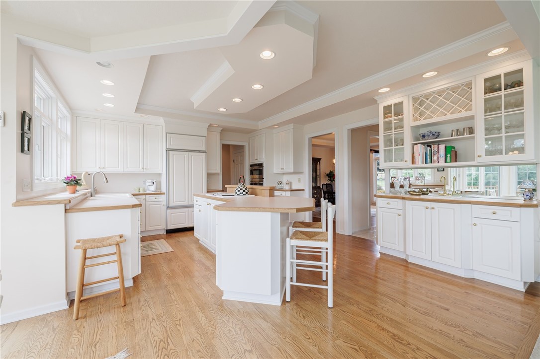 3 Valewood Run Perinton, NY 14526 - Photo 14 of 43