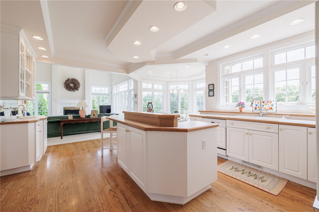 3 Valewood Run Perinton, NY 14526 - Photo 16 of 43