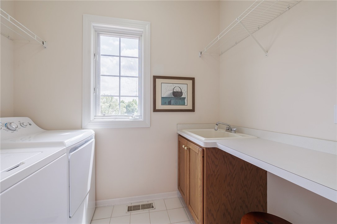 3 Valewood Run Perinton, NY 14526 - Photo 27 of 43