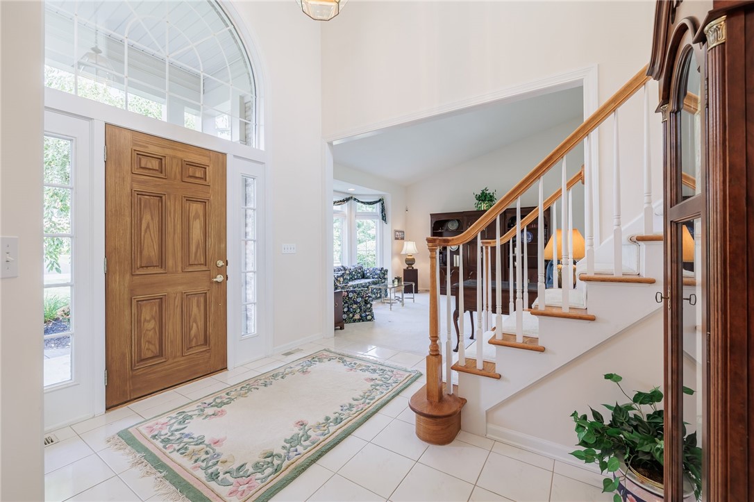 3 Valewood Run Perinton, NY 14526 - Photo 6 of 43