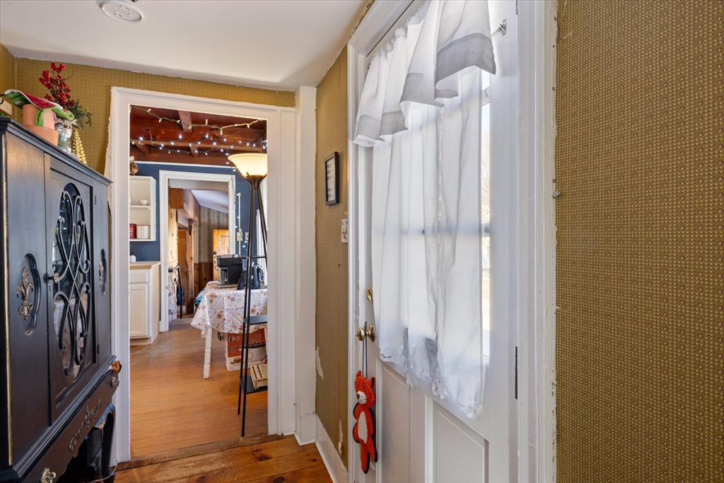 27 Allen Road Ashby, MA 01431 - Photo 13 of 35