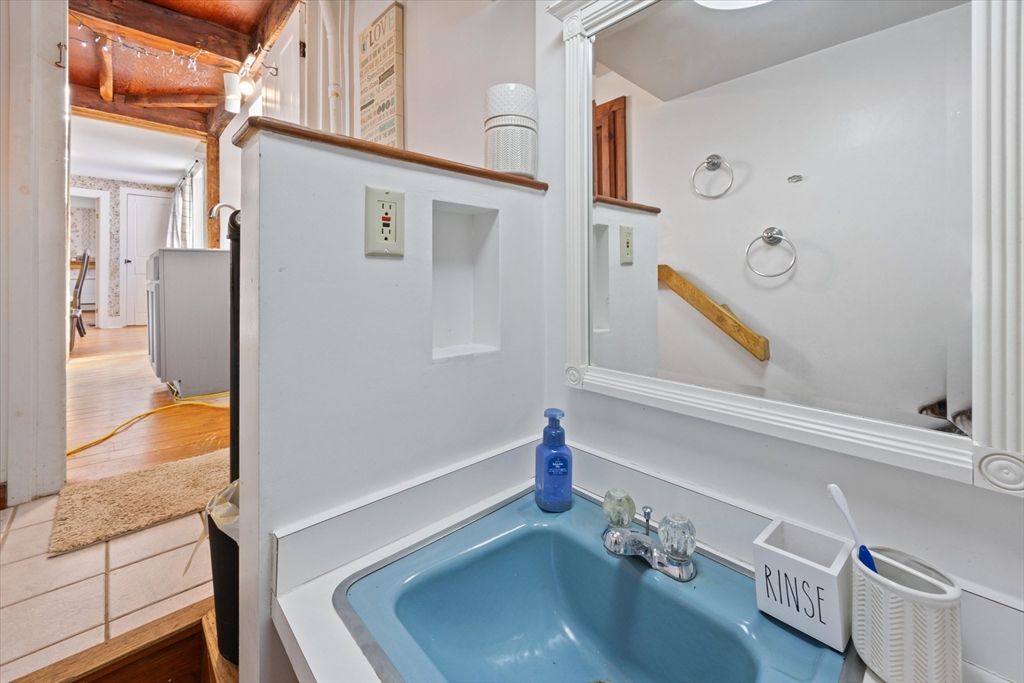 27 Allen Road Ashby, MA 01431 - Photo 18 of 35