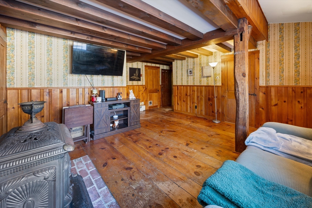 27 Allen Road Ashby, MA 01431 - Photo 6 of 35