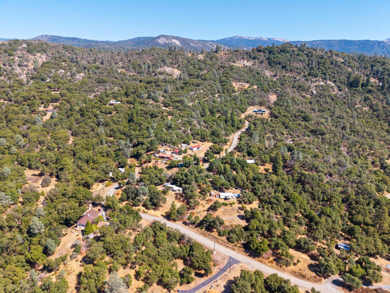 40882 Jean Road East Oakhurst, CA 93644 - Photo 9 of 32 view of city and mountain