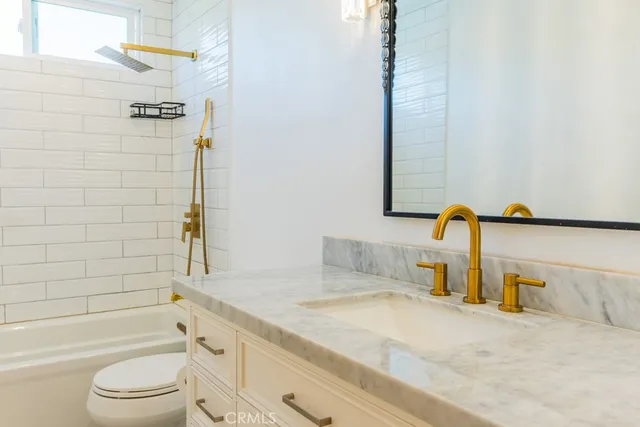 $1,200,000 | 20558 Romar Lane, Saugus, CA 91350