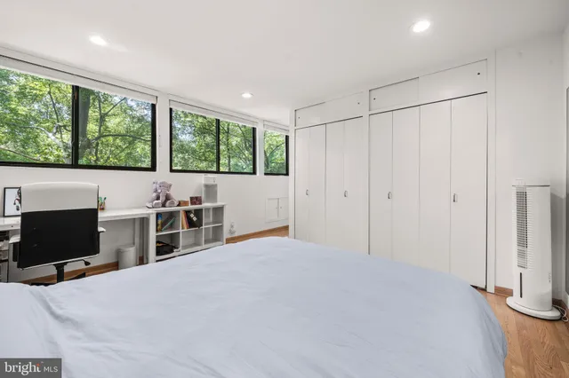 $1,699,000 | 2855 Davenport Street Northwest, Washington, DC 20008