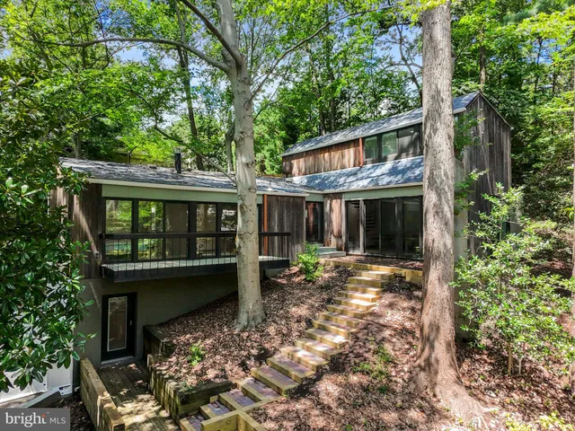 $1,699,000 | 2855 Davenport Street Northwest, Washington, DC 20008