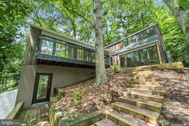 $1,699,000 | 2855 Davenport Street Northwest, Washington, DC 20008