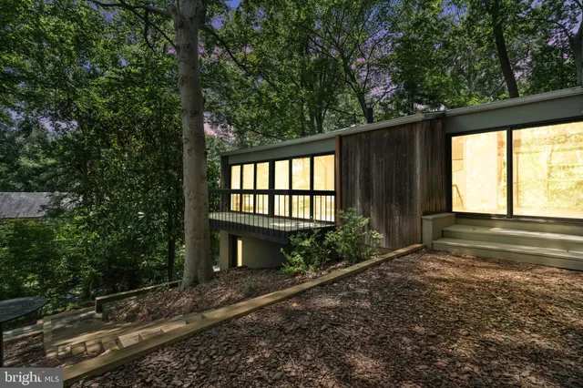 $1,699,000 | 2855 Davenport Street Northwest, Washington, DC 20008