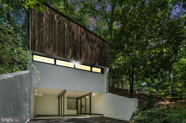 $1,699,000 | 2855 Davenport Street Northwest, Washington, DC 20008