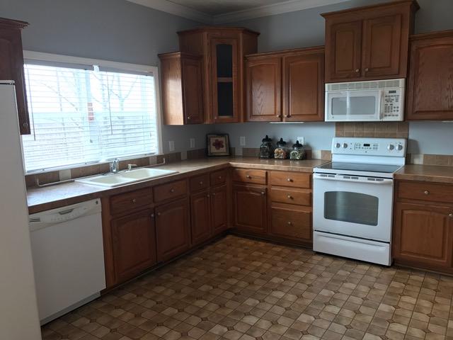 6043 Sandy Ford Road Blue Ridge, VA 24064 - Photo 3 of 44 Kitchen