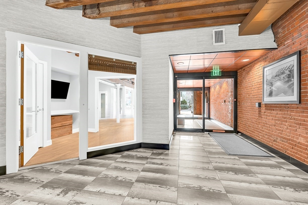 343 Commercial Street, Unit 112 Boston, MA 02109 - Photo 16 of 29