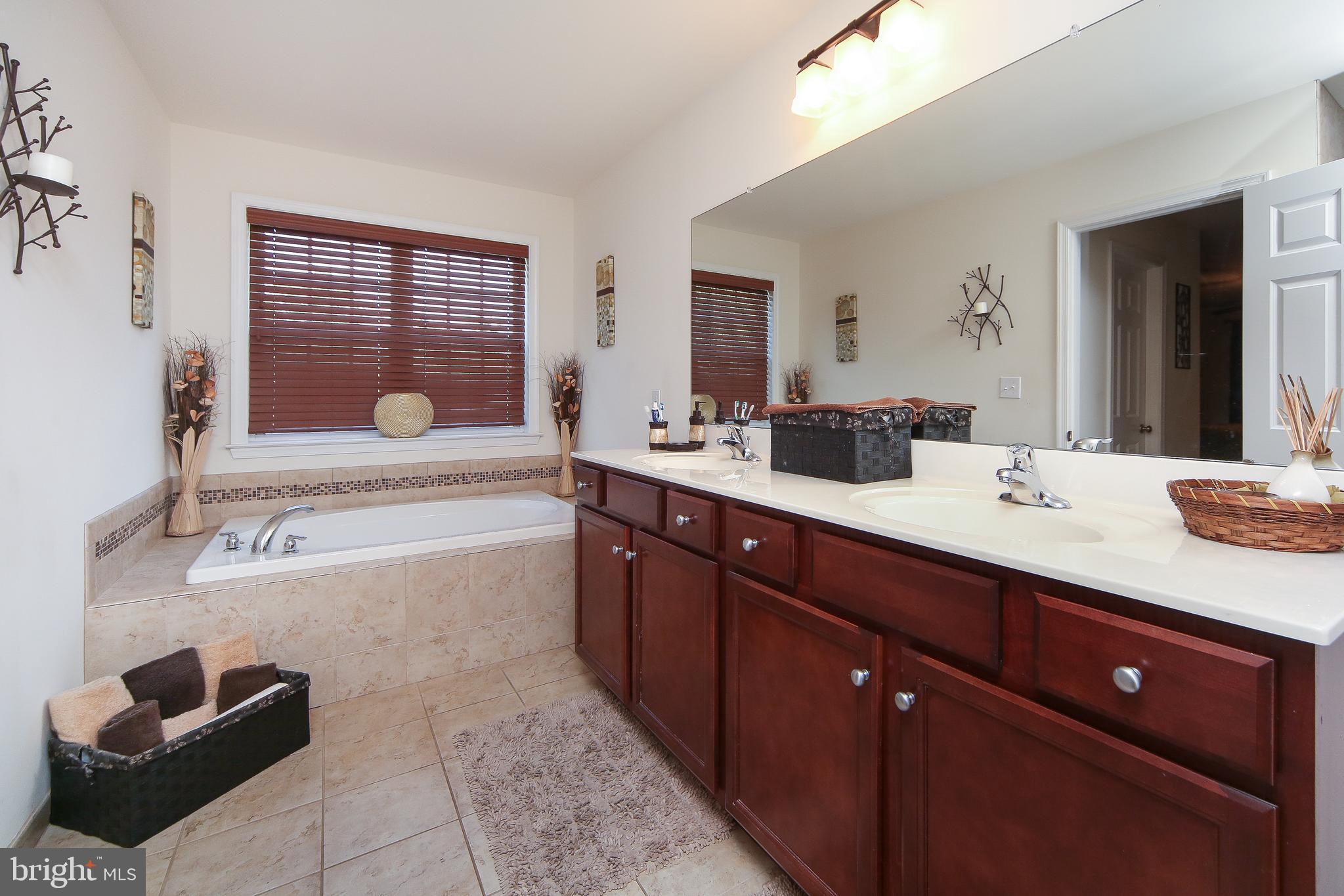 612 Eugenia Road Horsham, PA 19044 - Photo 16 of 25 Master Bathroom