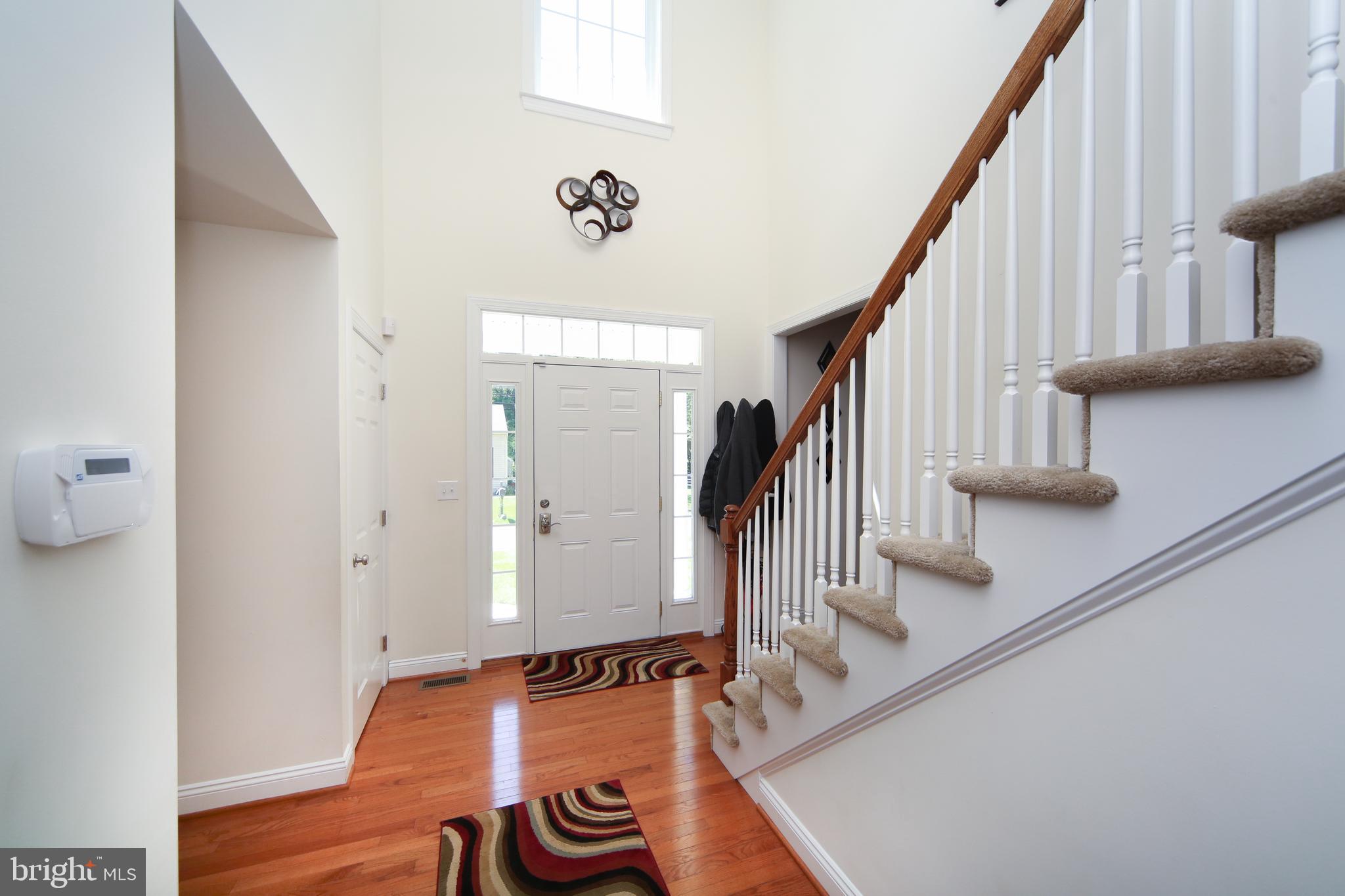612 Eugenia Road Horsham, PA 19044 - Photo 3 of 25 Foyer