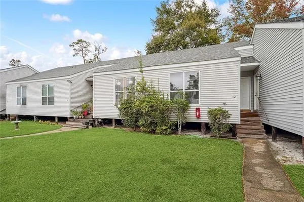 $1,000 | 110 Canulette Road, Unit 12, Slidell, LA 70458