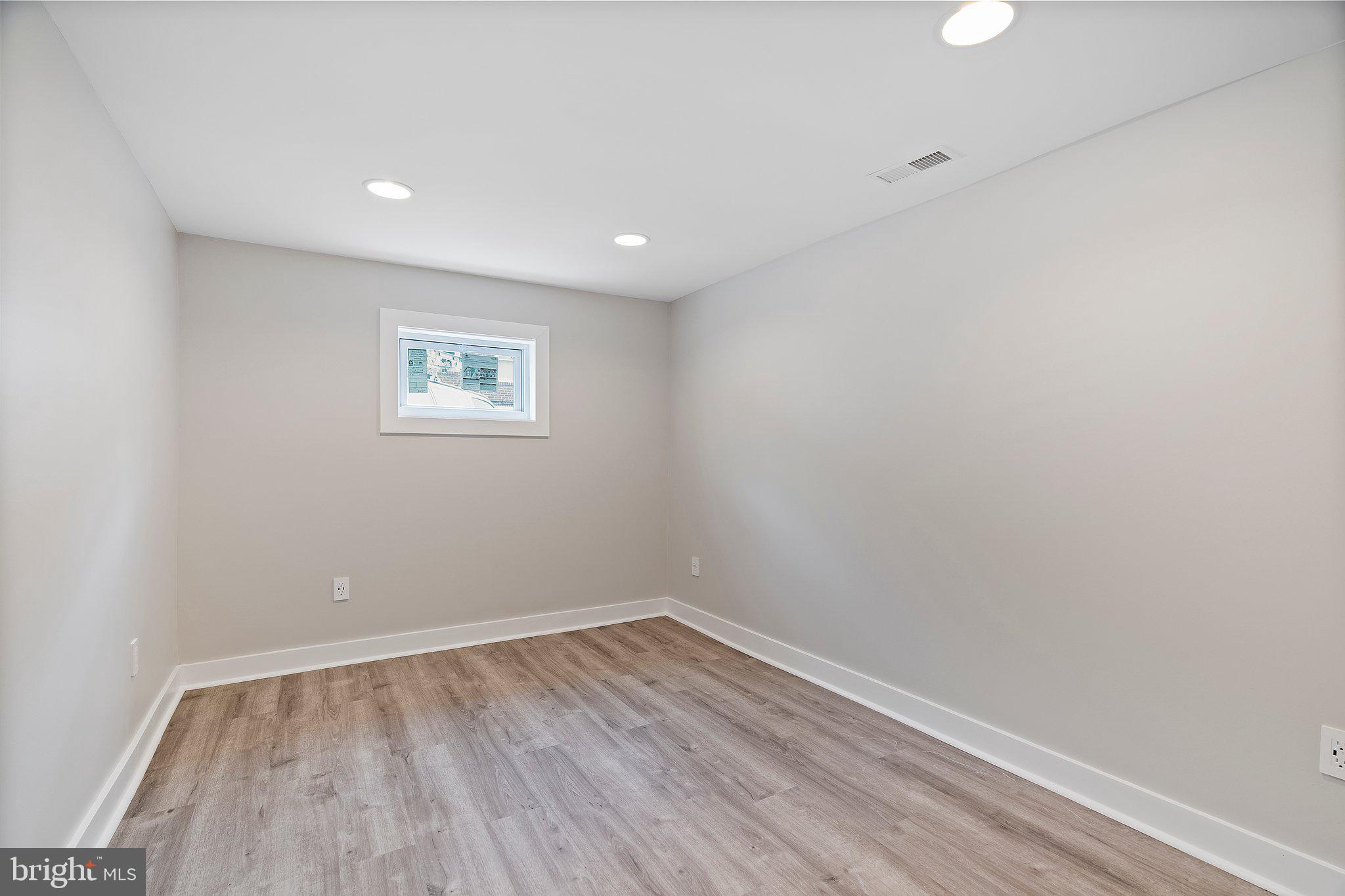 1825 Ashurst Road Philadelphia, PA 19151 - Photo 22 of 37