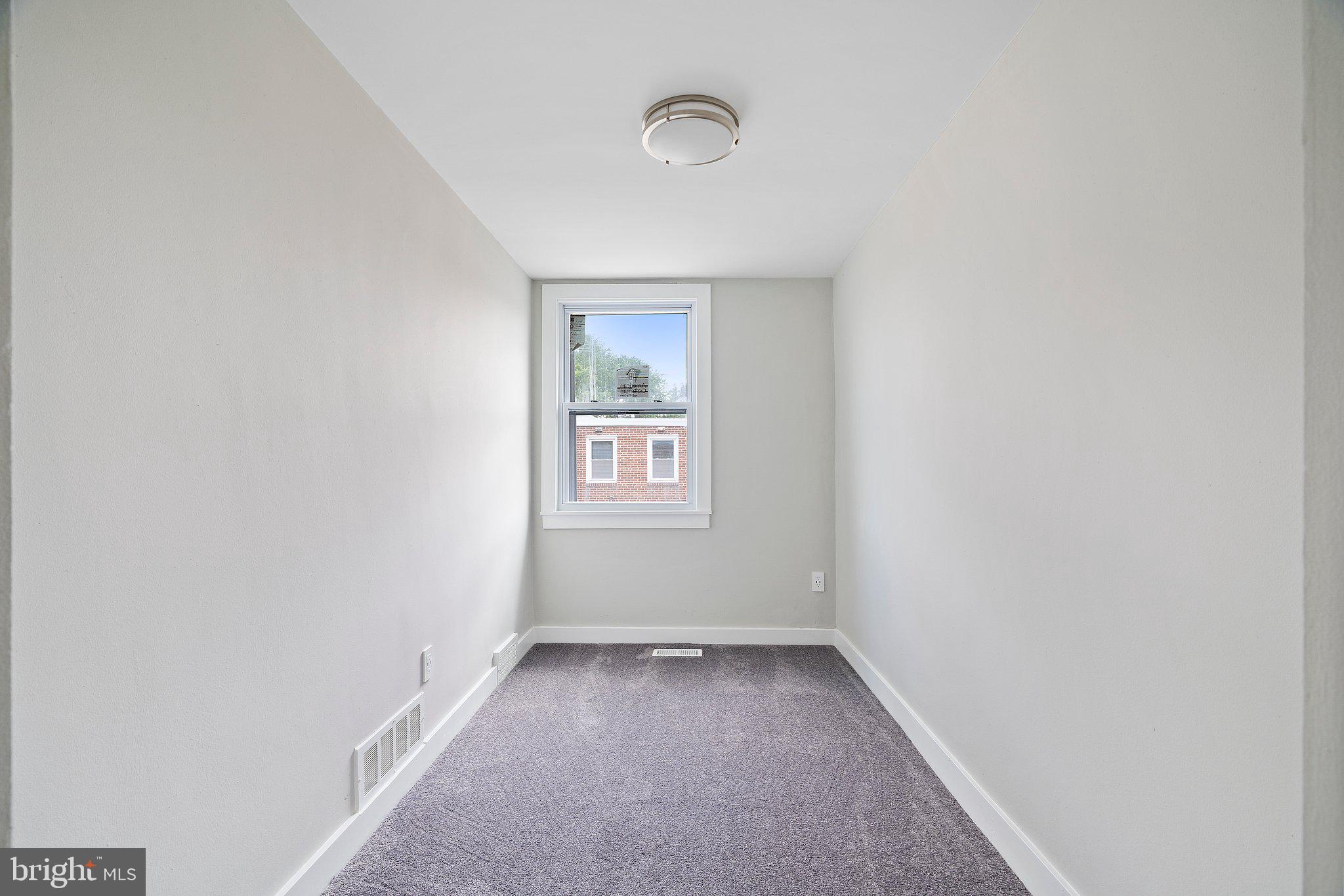 1825 Ashurst Road Philadelphia, PA 19151 - Photo 32 of 37