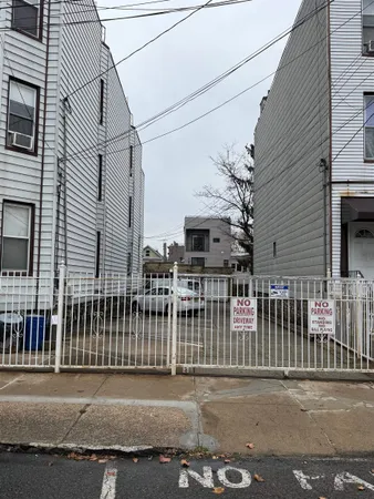 $975,000 | 17 Laidlaw Avenue, Jersey City, NJ 07306