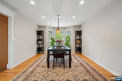 $1,250,000 | 22 Wagon Trail, Mahwah, NJ 07430