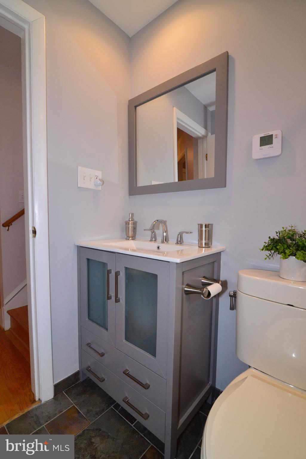 9600 Clarks Crossing Road Vienna, VA 22182 - Photo 39 of 79 Full bath 3